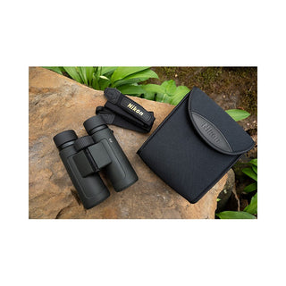 Jumelles Nikon Prostaff P7 10x30