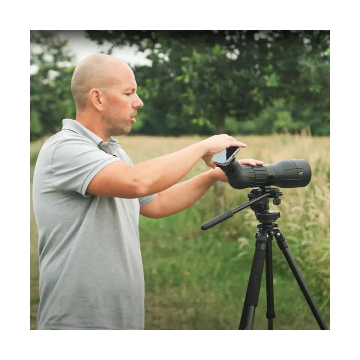 Smartphone-adapter voor digiscopie 